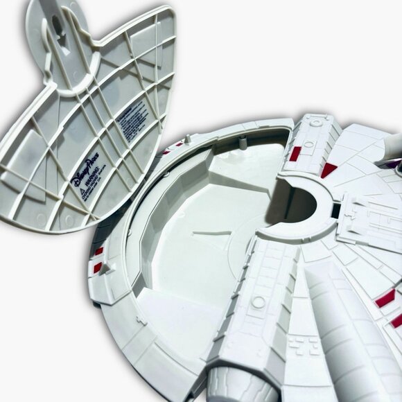 DISNEY PARKS Star Wars Millenium Falcon Lights Up Popcorn Bucket. No Strap. - Picture 5 of 8